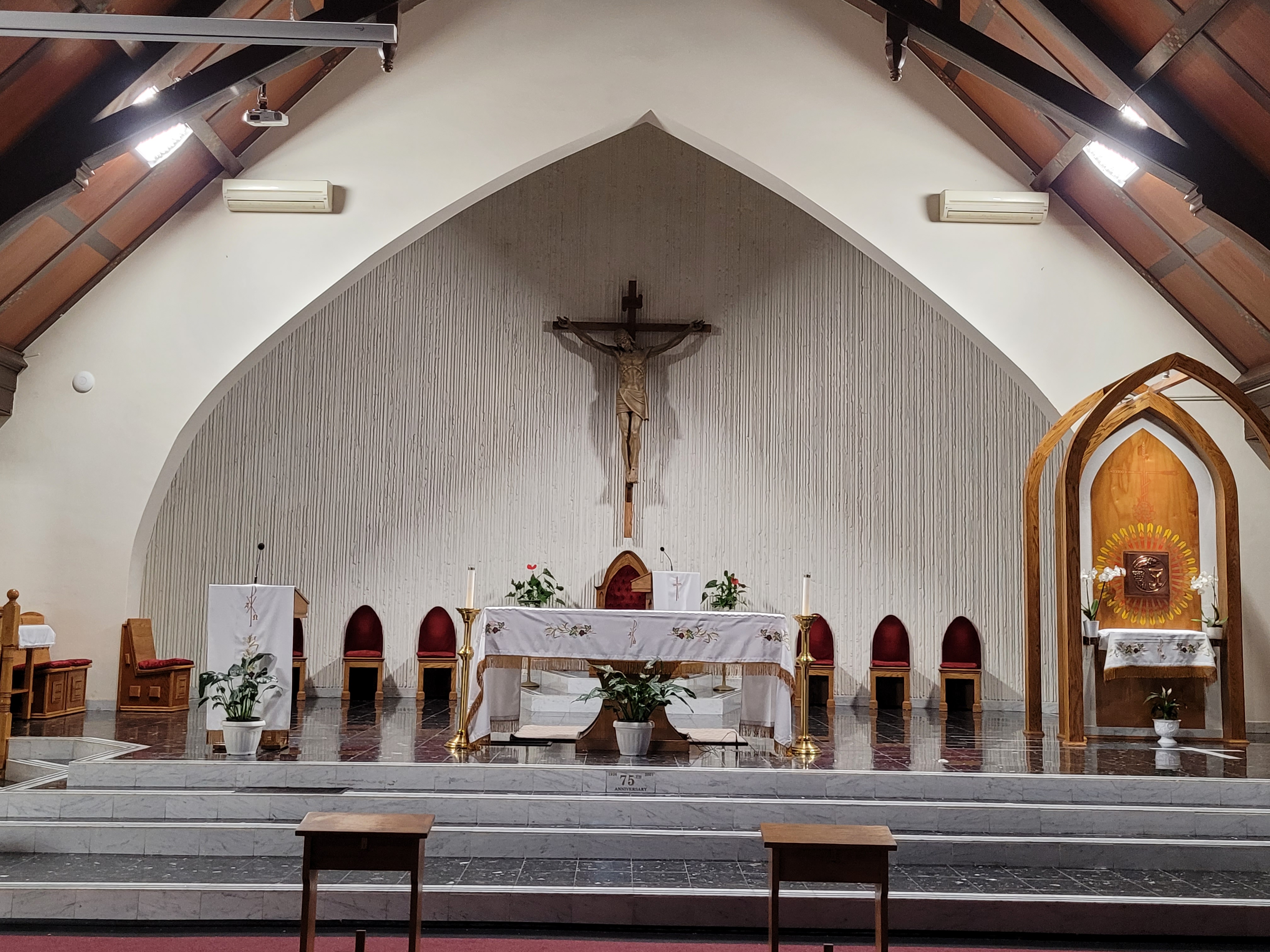 STA-Altar facing Crucifix wide-Jul 2025.jpg